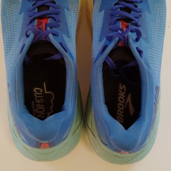 Hoka Men's Blue Sneakers with Yellow Highlights - Picture 4 of 9